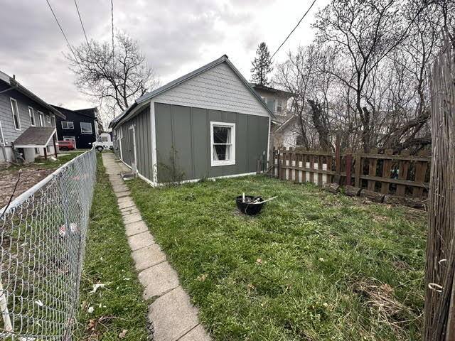 Townhouse for rent at 503 S Almon St, Moscow, ID 83843