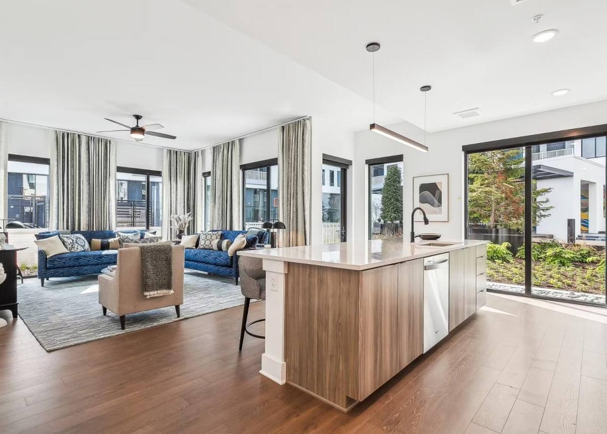 Apartment for rent at 10 NW Tower St, Atlanta, GA 30363