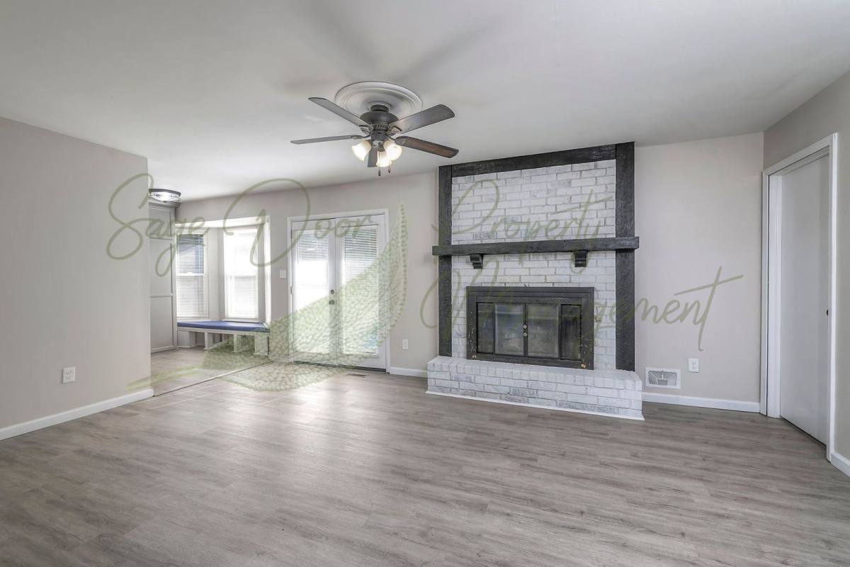House for rent at 11913 Sycamore Ave, Grandview, MO 64030
