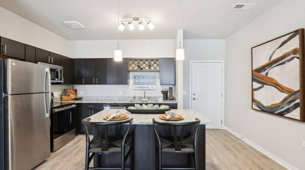 Townhouse for rent at Karen Springs, 16551 W Springs Circle, Lockport, IL 60441