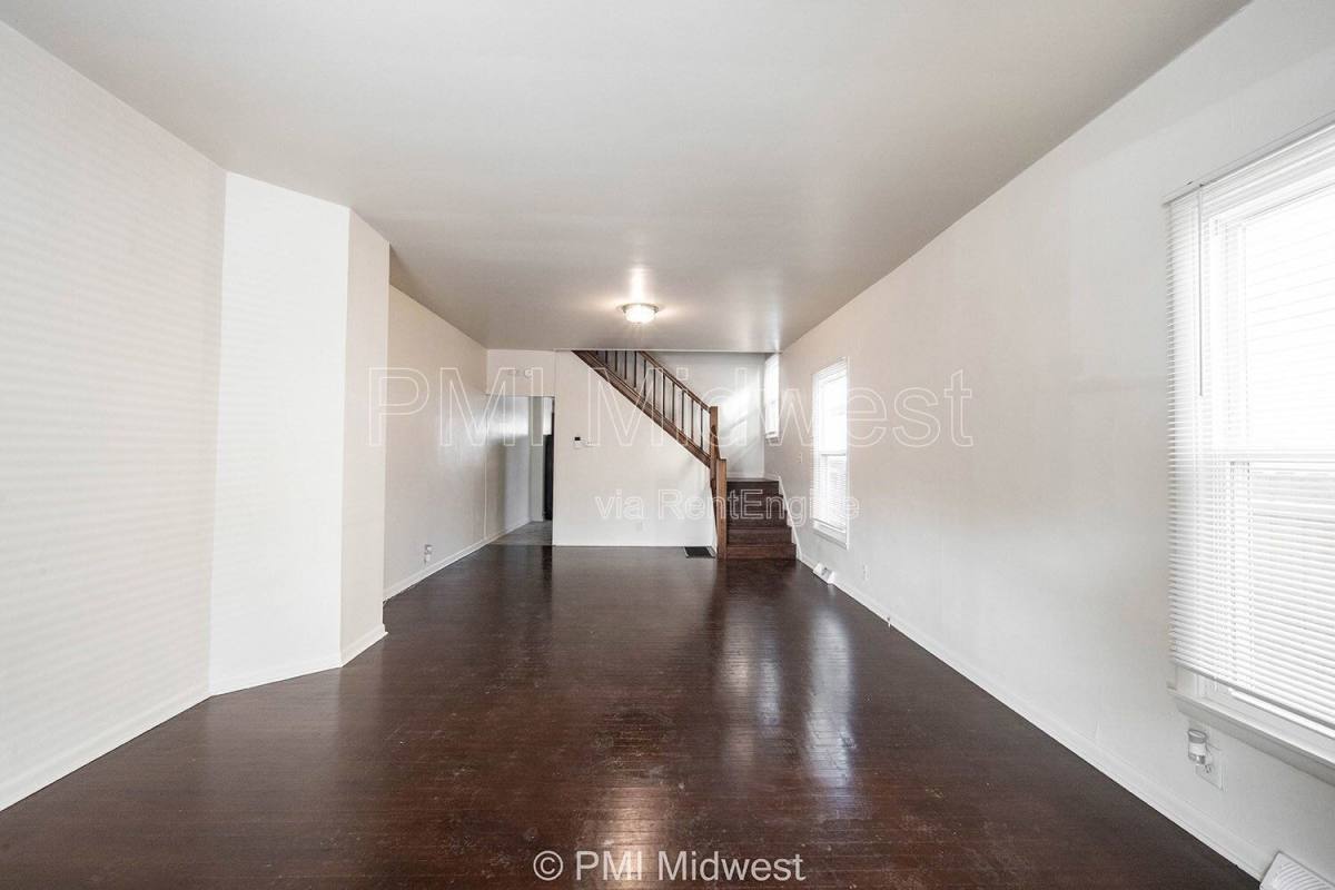 Apartment for rent at 264 N Holmes Ave, Indianapolis, IN 46222
