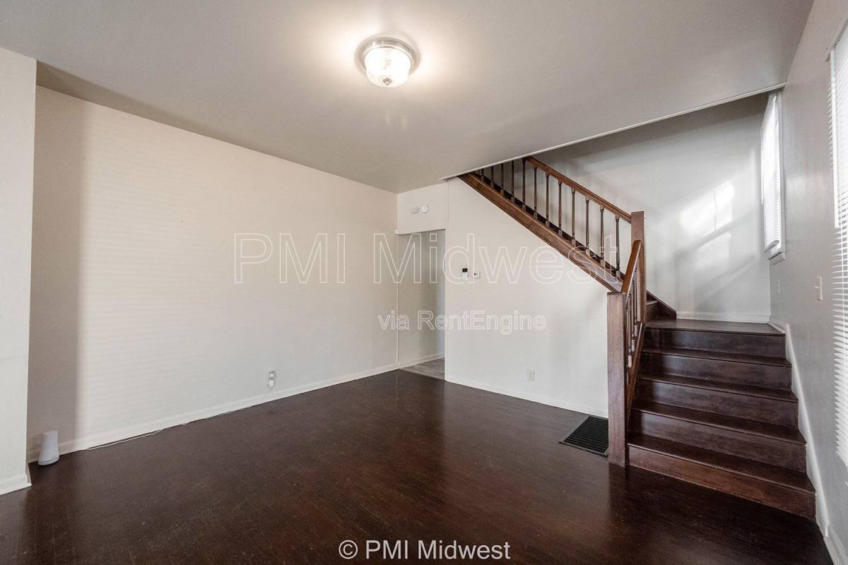 Apartment for rent at 264 N Holmes Ave, Indianapolis, IN 46222