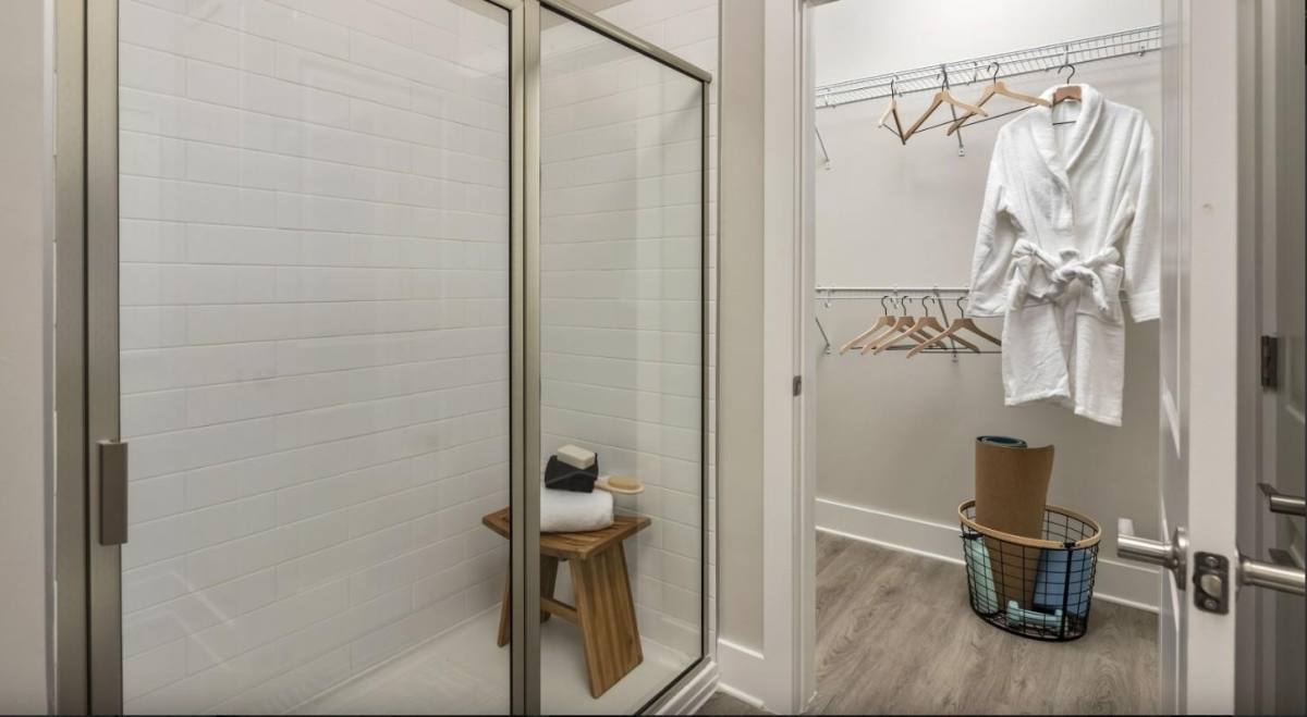 Apartment for rent at 100 Oakbrook Dr, McDonough, GA 30253
