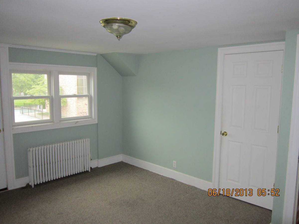 House for rent at 197 Barton Ave, Patchogue, NY 11772
