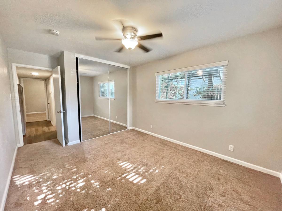 Apartment for rent at 2519-2525 H St, Sacramento, CA 95816