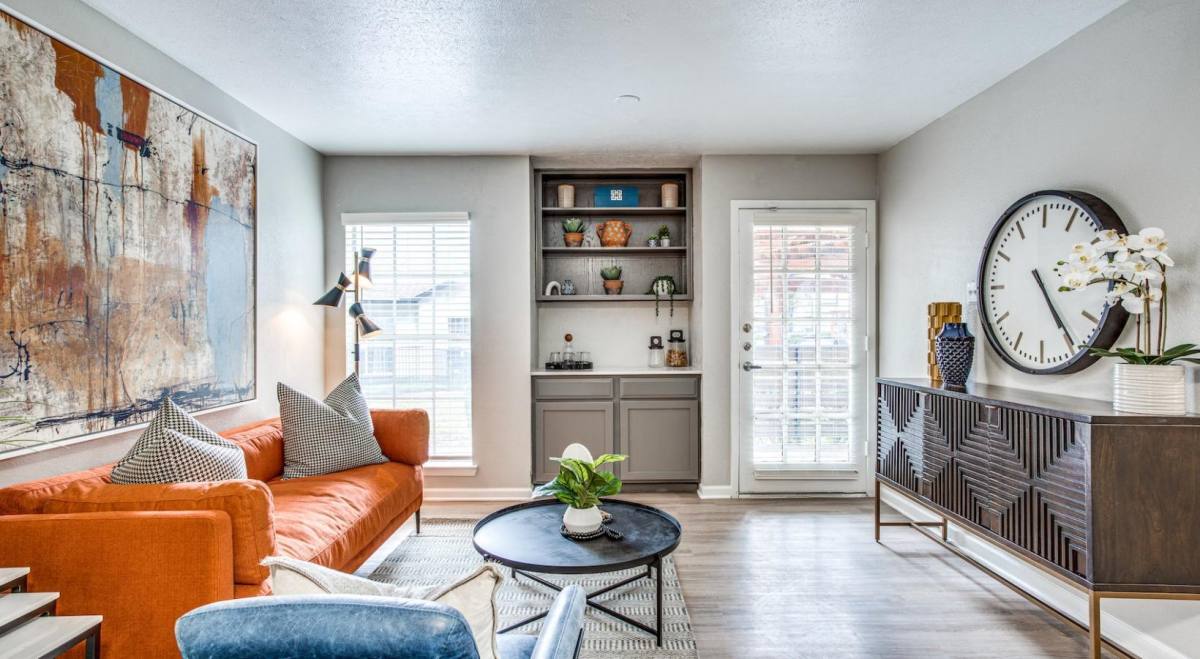 Apartment for rent at Lincoln Crossing, 19251 Preston Rd, Dallas, TX 75252