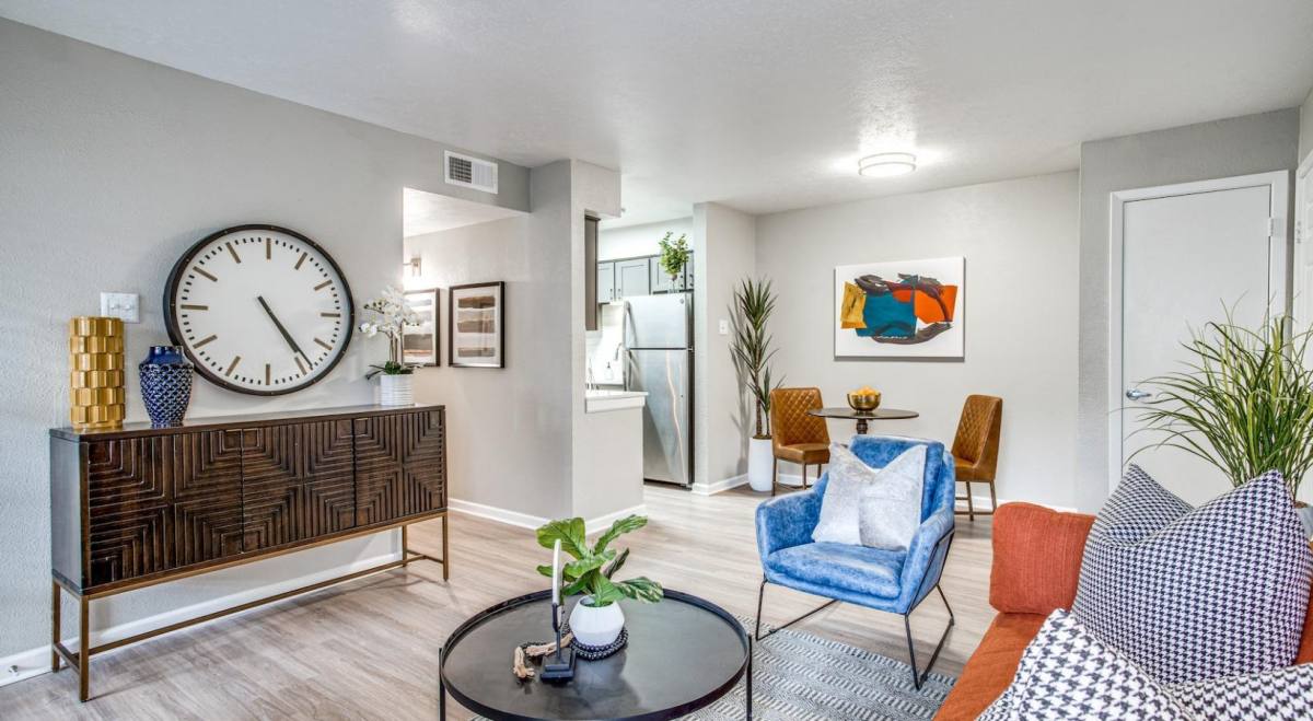 Apartment for rent at Lincoln Crossing, 19251 Preston Rd, Dallas, TX 75252