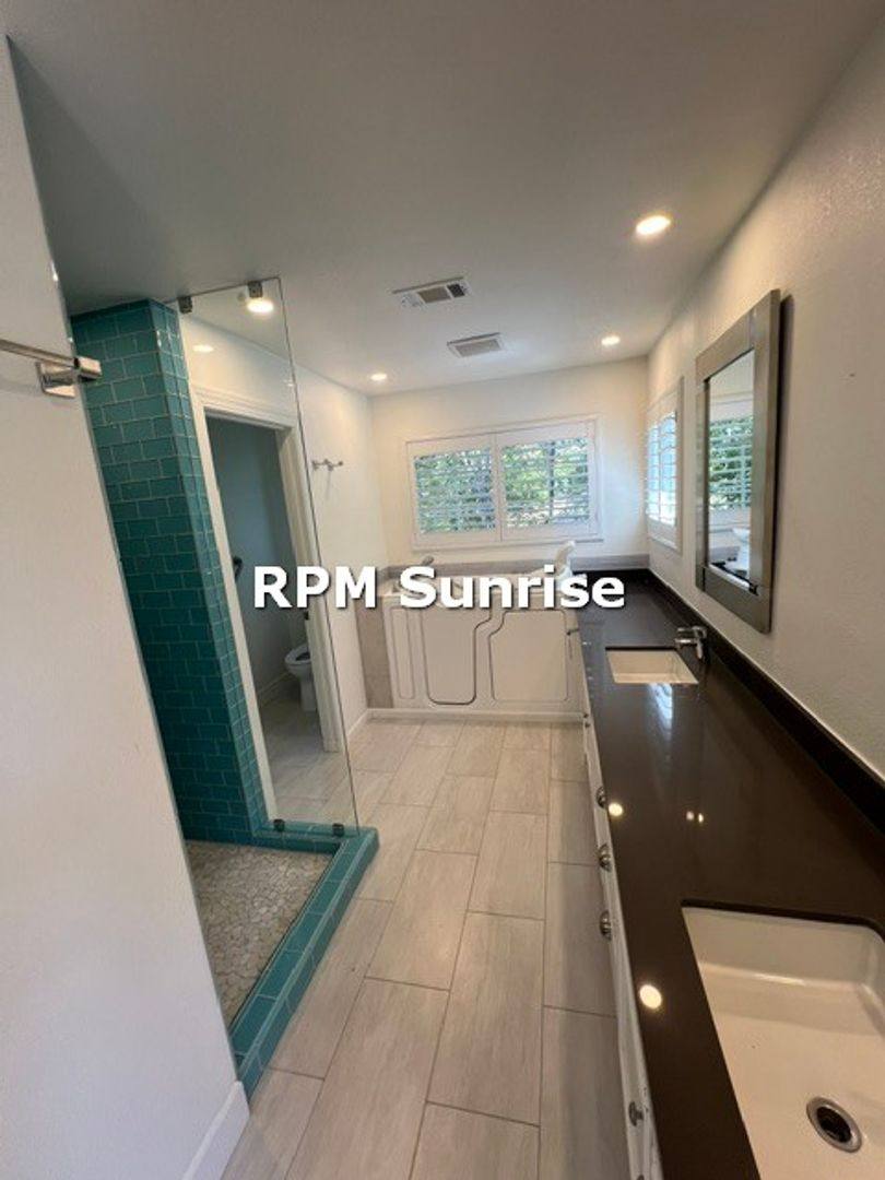 Townhouse for rent at 5214 Pebble Glen Dr, Concord, CA 94521