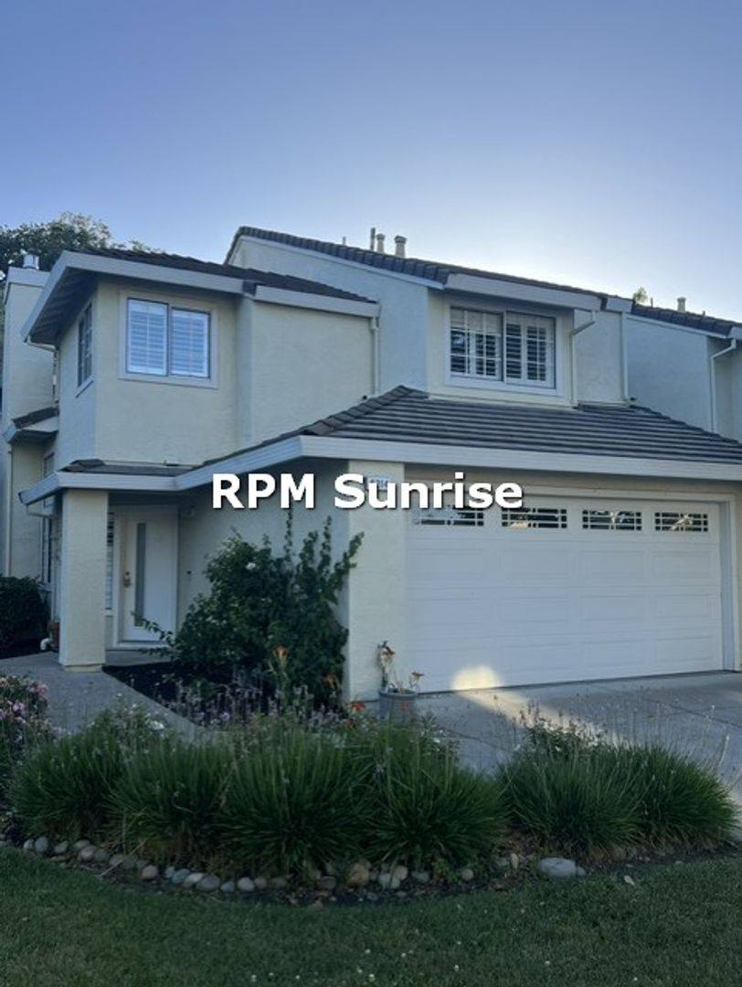 Townhouse for rent at 5214 Pebble Glen Dr, Concord, CA 94521