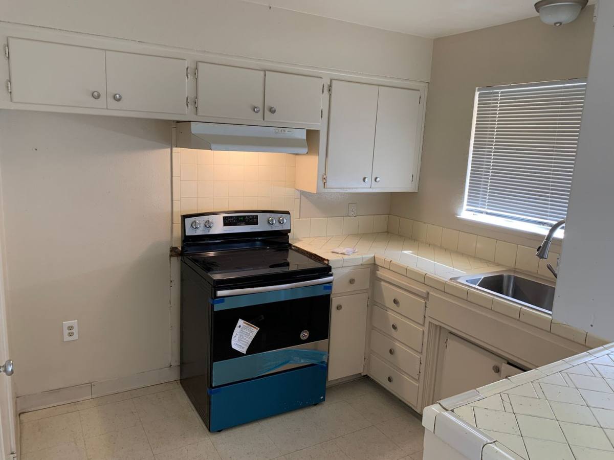 Apartment for rent at 742 Ponce De Leon Ave, Stockton, CA 95210
