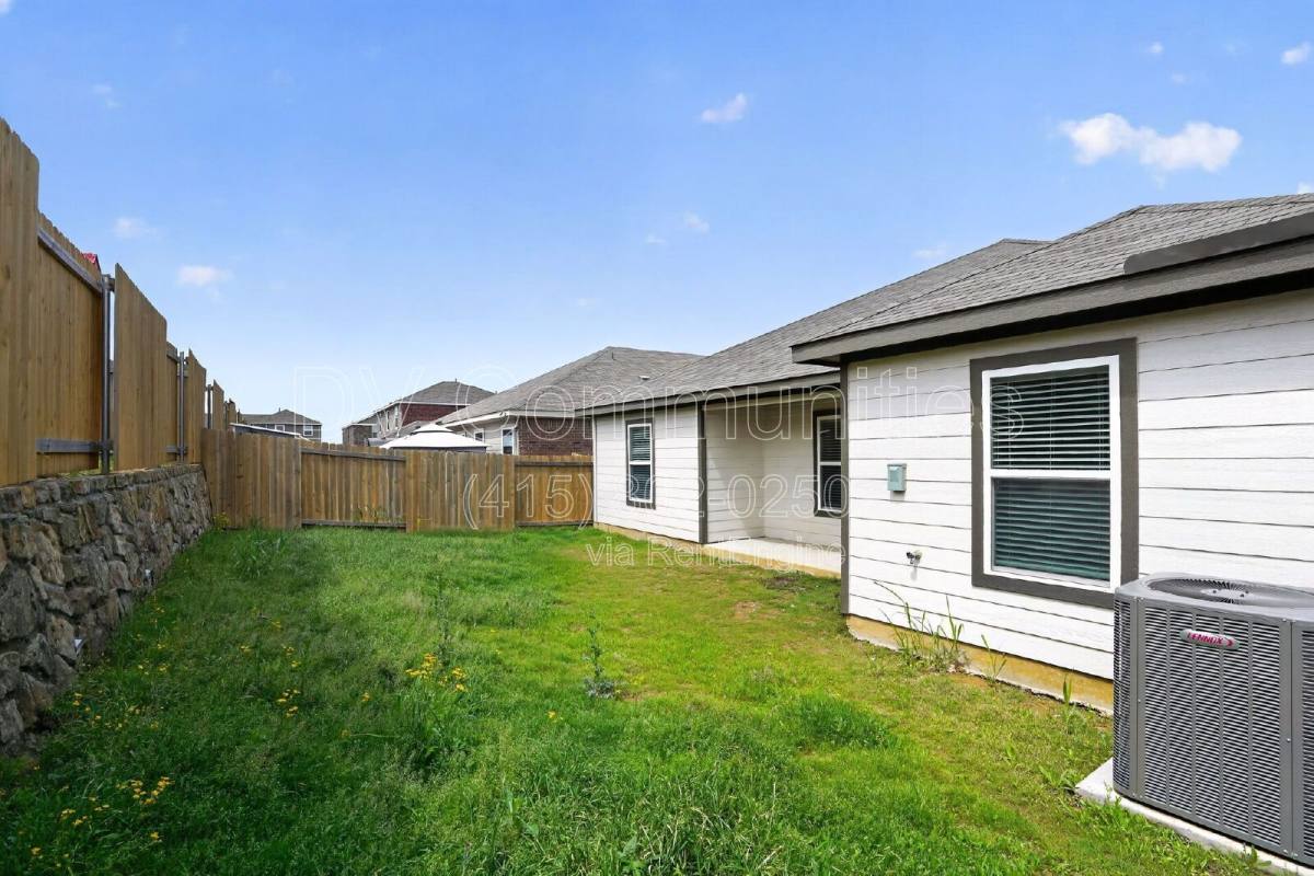 House for rent at 512 Albert Anthony St, Venus, TX 76084