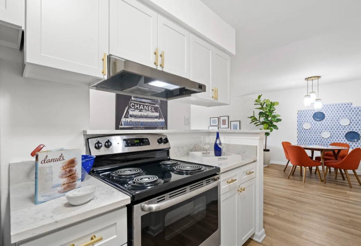 Apartment for rent at 2134 S Goebbert Rd, Arlington Heights, IL 60005