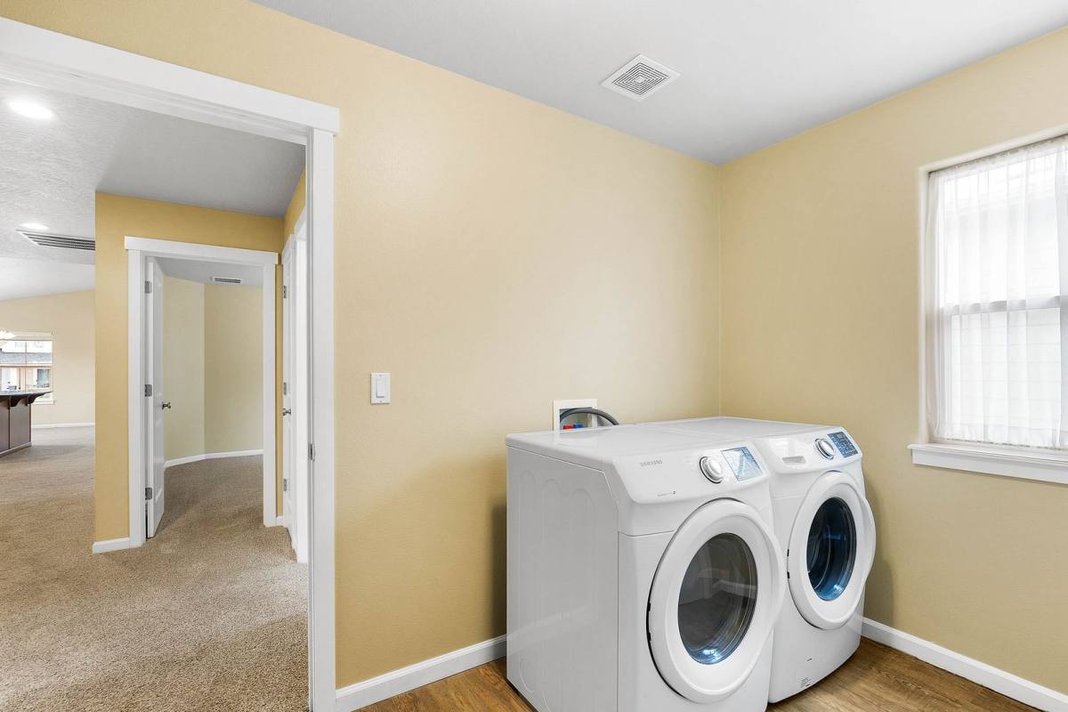 House for rent at 2121 N Country Vista Blvd, Liberty Lake, WA 99019