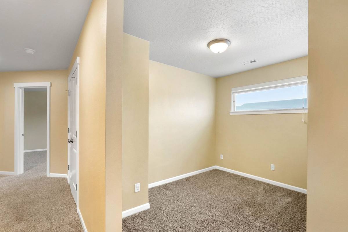 House for rent at 2121 N Country Vista Blvd, Liberty Lake, WA 99019