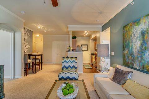 Apartment for rent at La Villita Lakeside & Landings Apartment Homes, 6727 Deseo, Irving, TX 75039