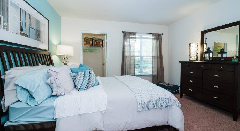 Apartment for rent at 7030 Parkway Commons Dr, Charlotte, NC 28217