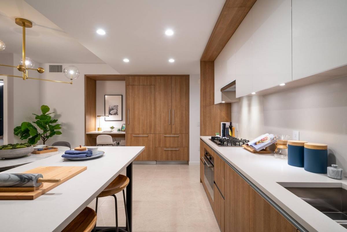 Apartment for rent at 1201 S Hope St, Los Angeles, CA 90015