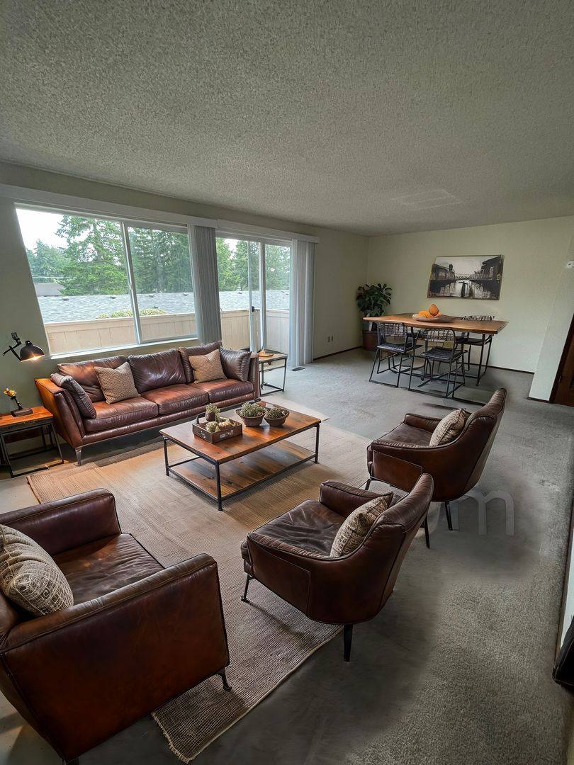 Townhouse for rent at 1446 Rainier Dr, Tacoma, WA 98466