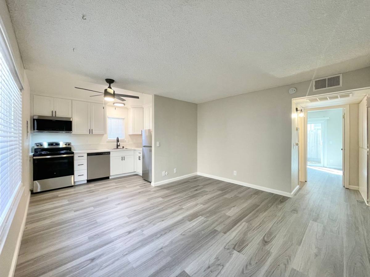 Apartment for rent at 2220 O St, Sacramento, CA 95816