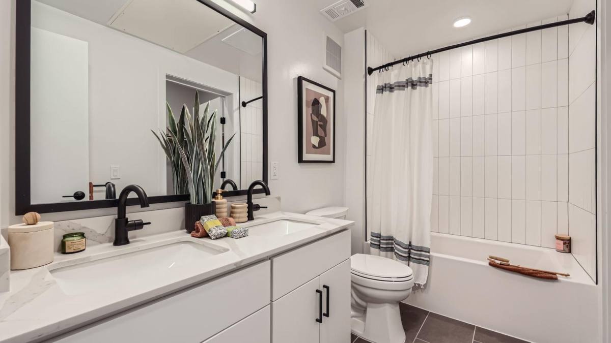 Apartment for rent at 626 S Wahsatch Ave, Colorado Springs, CO 80903