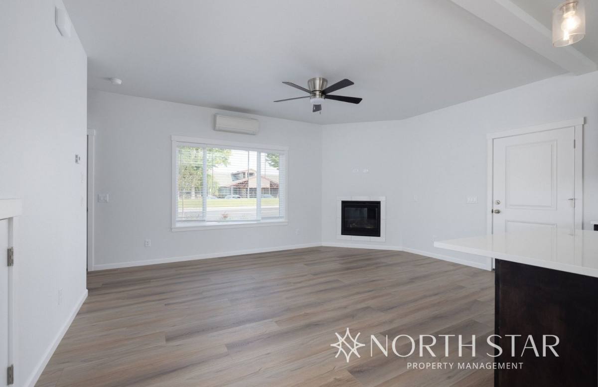 Apartment for rent at 3042 SW Obsidian, Redmond, OR 97756