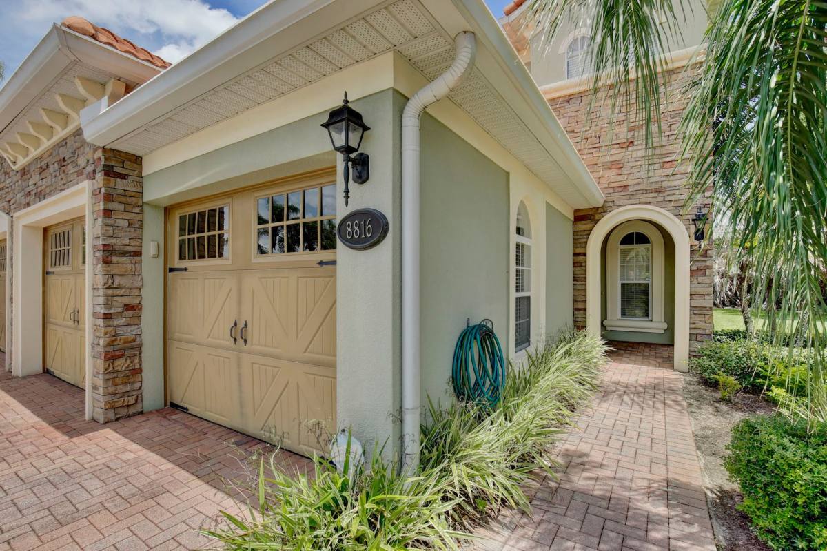 Townhouse for rent at 8816 Della Scala Circle, Orlando, FL 32836