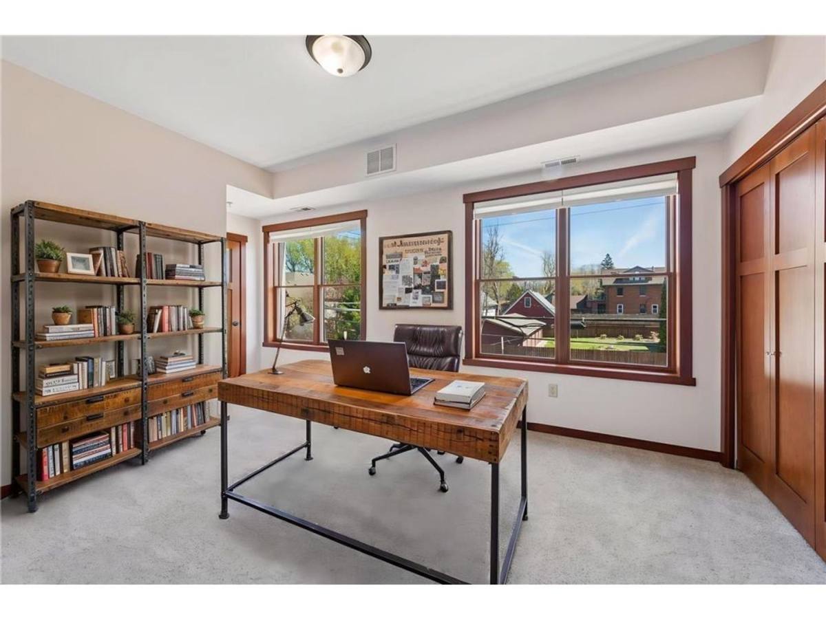 Condo for rent at 625 Dayton Ave #4, Saint Paul, MN 55104
