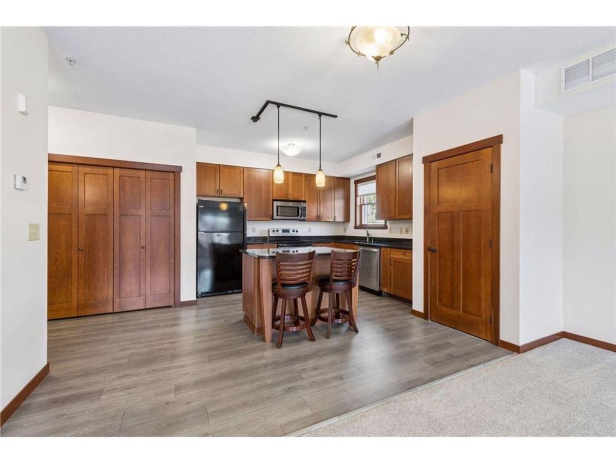 Condo for rent at 625 Dayton Ave #4, Saint Paul, MN 55104
