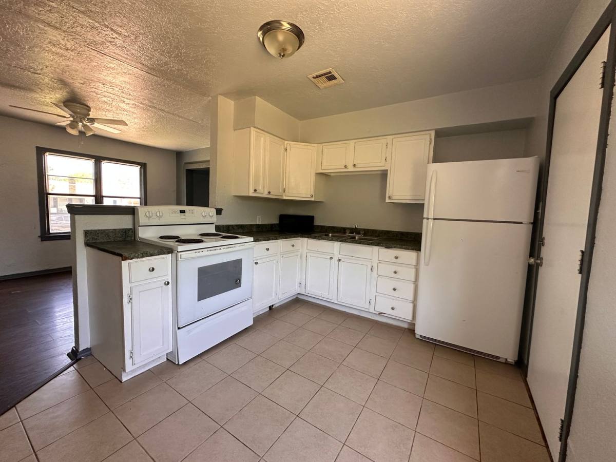 House for rent at 2805 NW 19th St, Lawton, OK 73507