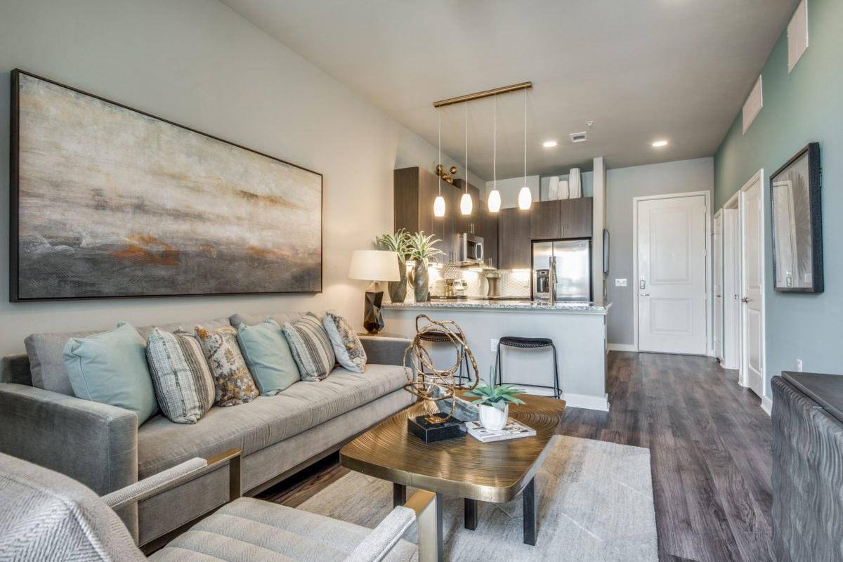 Apartment for rent at 1901 Knightsbridge Rd, Dallas, TX 75234