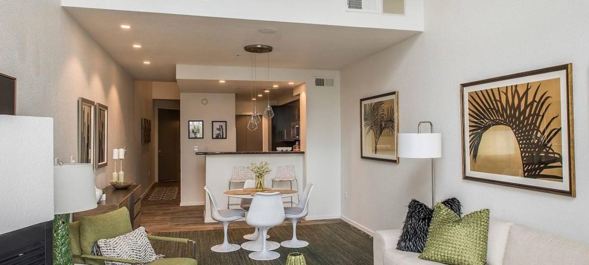 Apartment for rent at 1001 E Playa Del Norte Dr, Tempe, AZ 85281
