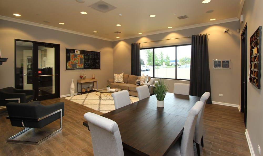 Apartment for rent at 1708 Arbor Square, Schaumburg, IL 60173