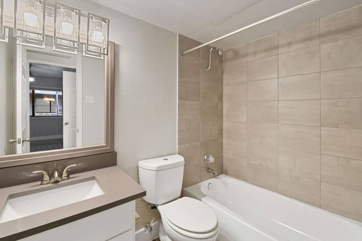 Apartment for rent at Everton, 10588 Stone Canyon Rd, Dallas, TX 75230