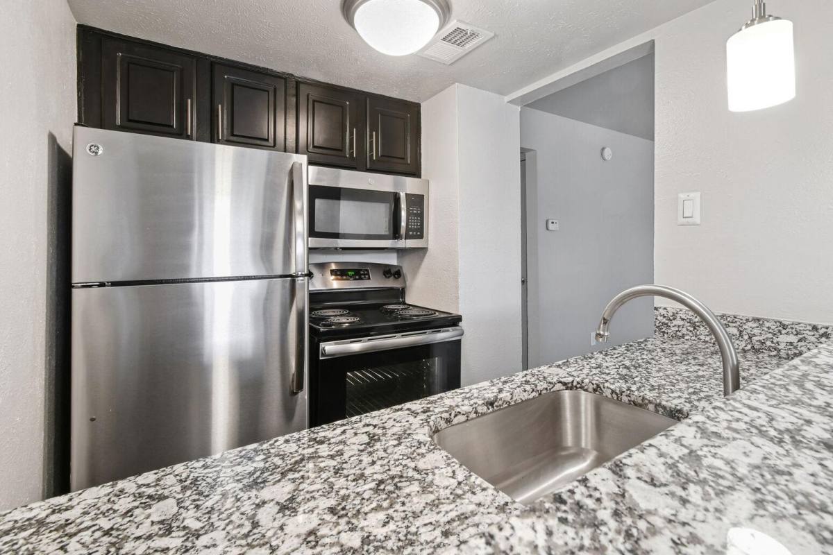 Apartment for rent at Everton, 10588 Stone Canyon Rd, Dallas, TX 75230