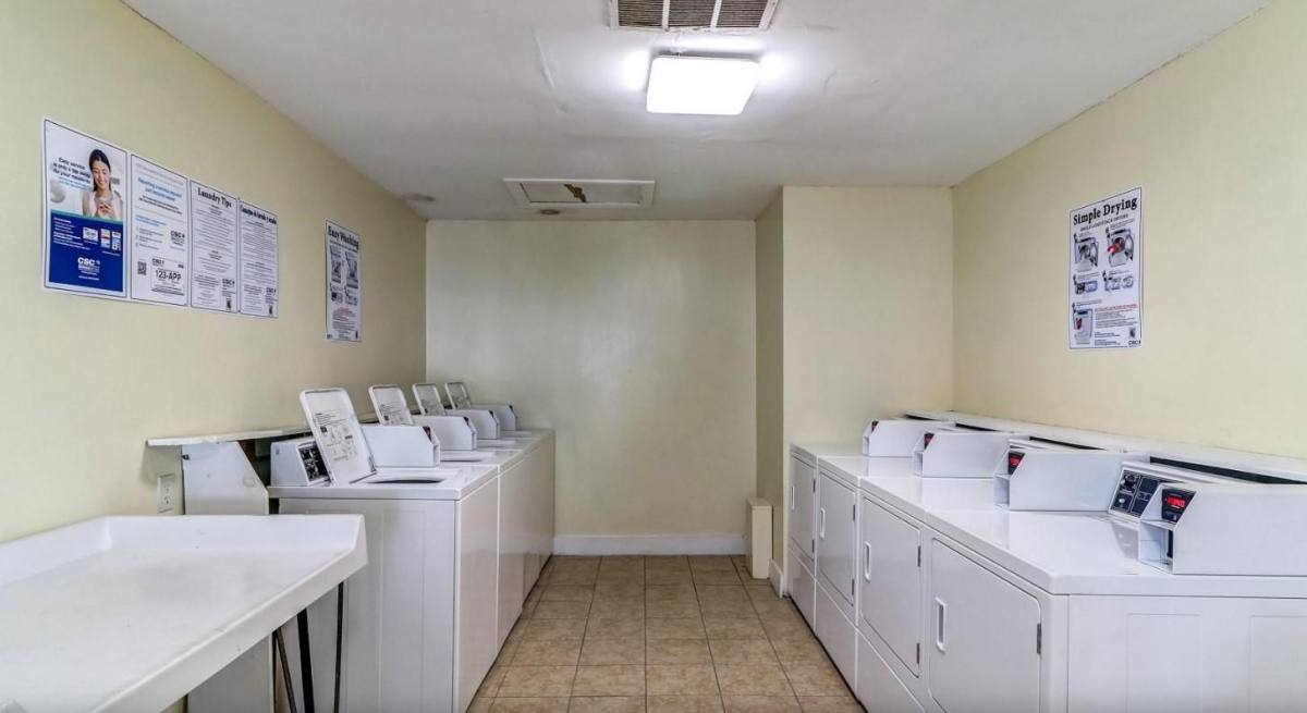 Apartment for rent at 1503 E Park Ave, Valdosta, GA 31602