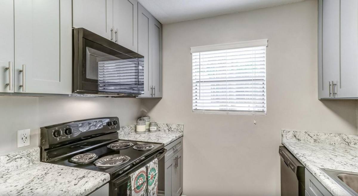 Apartment for rent at 1503 E Park Ave, Valdosta, GA 31602