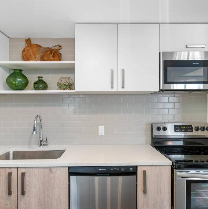 Townhouse for rent at 200 NE 1st Ave, Pompano Beach, FL 33060