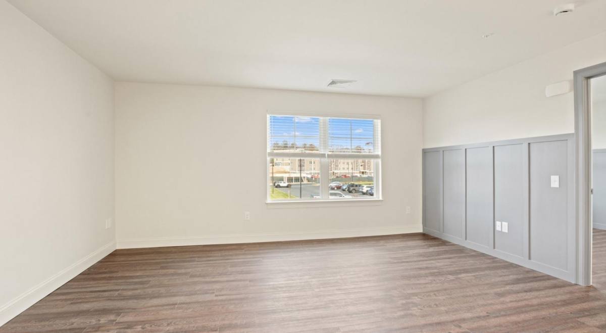 Apartment for rent at 1 Ridge Rd, Auburn, MA 01501