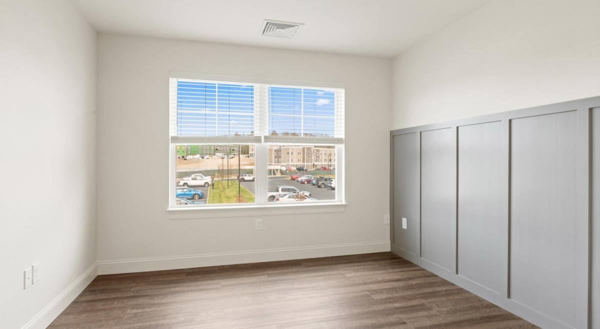 Apartment for rent at 1 Ridge Rd, Auburn, MA 01501