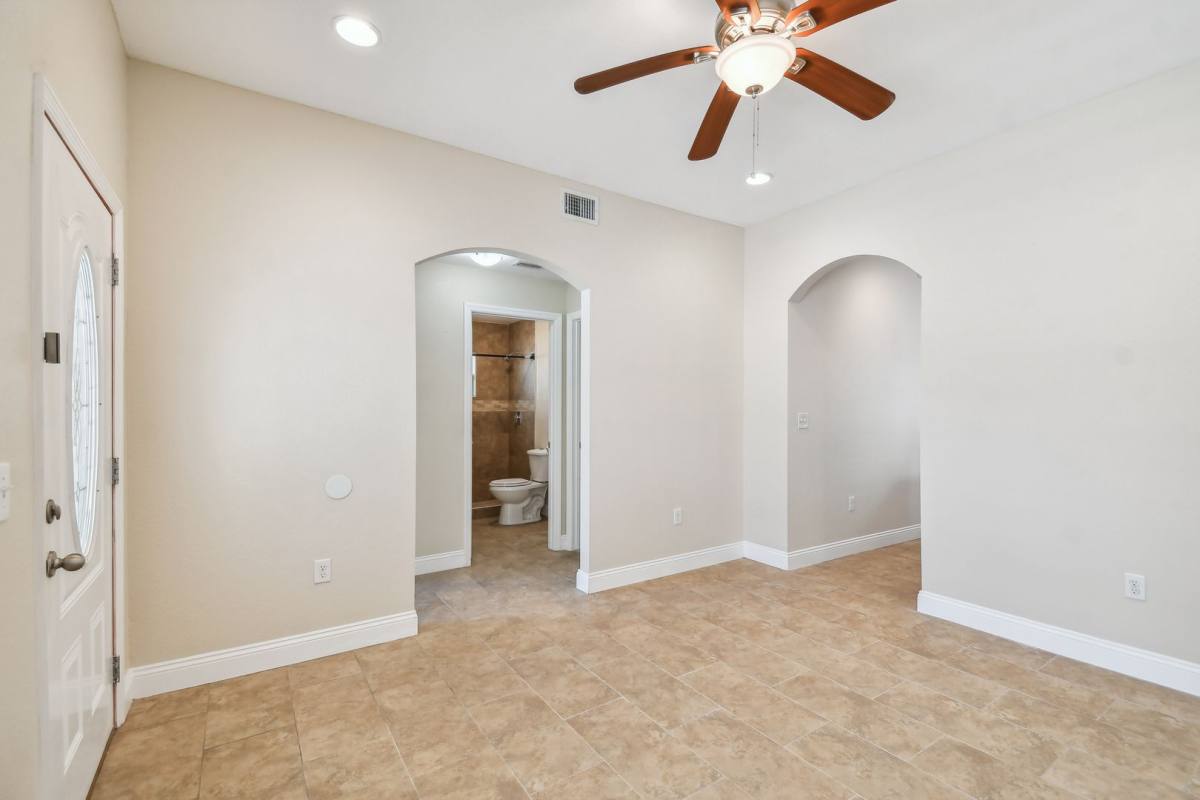 House for rent at 2321 W Beach St, Tampa, FL 33607