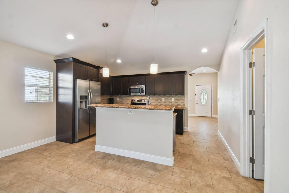 House for rent at 2321 W Beach St, Tampa, FL 33607