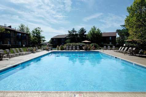 Apartment for rent at 4233 N Bloomington Ave, Arlington Heights, IL 60004