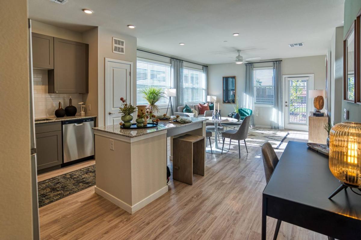 Apartment for rent at 17785 W Bell Rd, Surprise, AZ 85374
