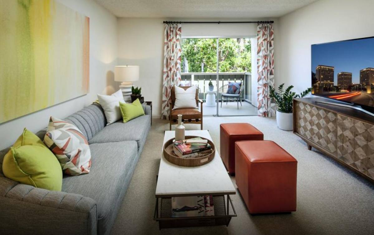 Apartment for rent at Park West Apartment Homes, 3883 Parkview Lane, Irvine, CA 92612