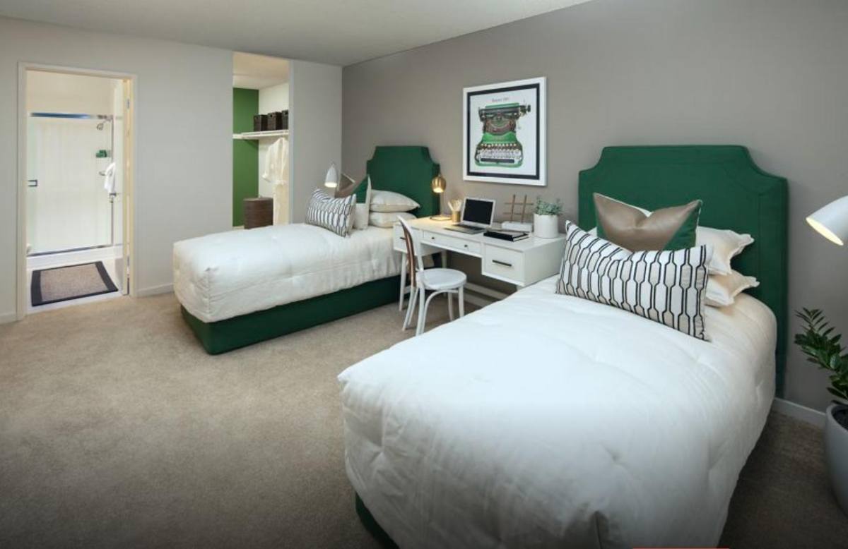 Apartment for rent at Park West Apartment Homes, 3883 Parkview Lane, Irvine, CA 92612