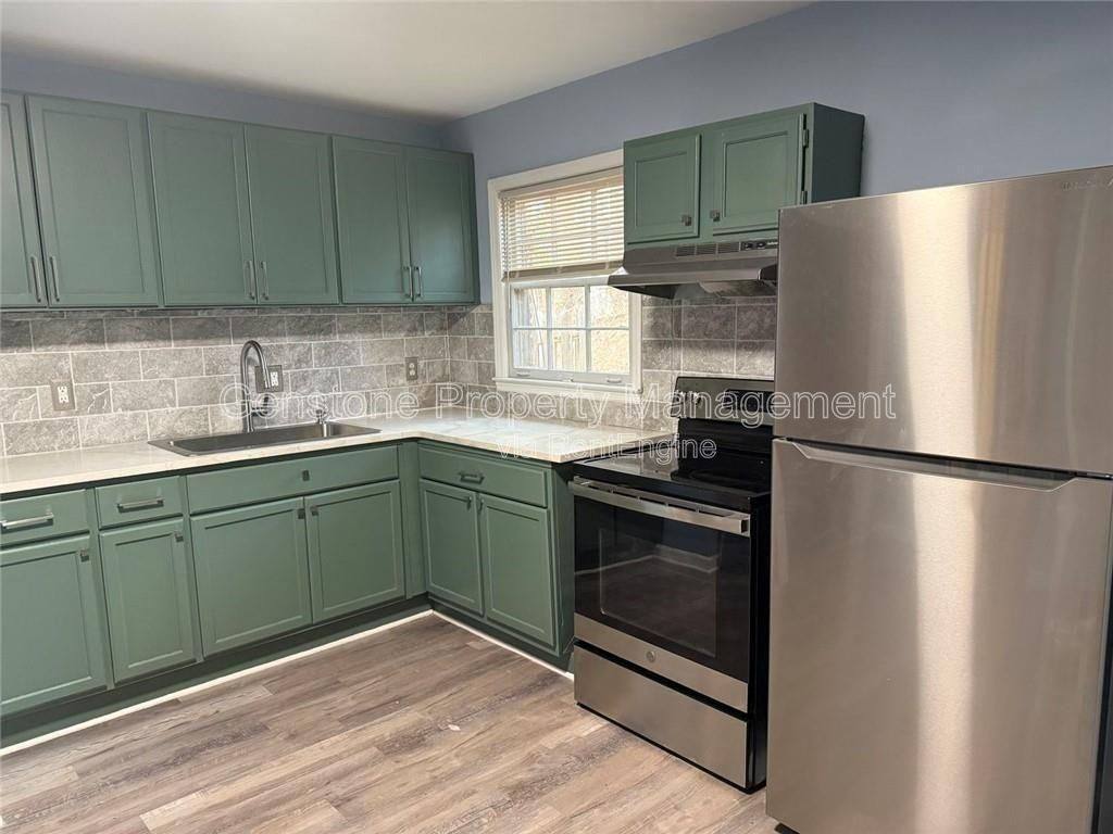 Apartment for rent at 4500 Shannon Blvd #7A, Union City, GA 30291