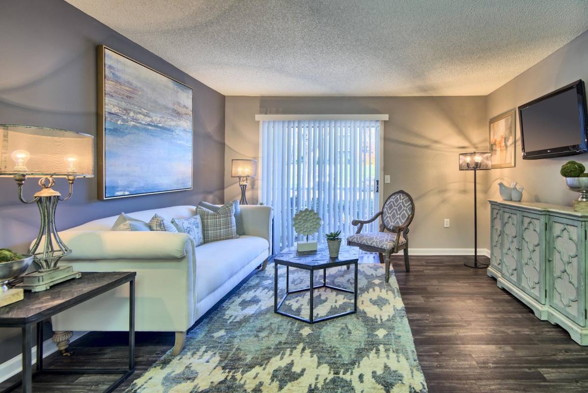 Apartment for rent at Colonial Village at Greystone, 9610 Stoney Glen Dr, Charlotte, NC 28227