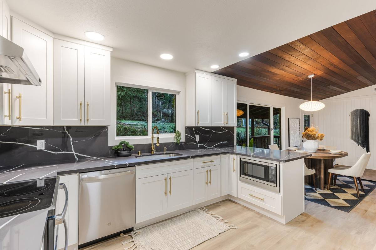 House for rent at 21912 NE 68th St, Vancouver, WA 98682
