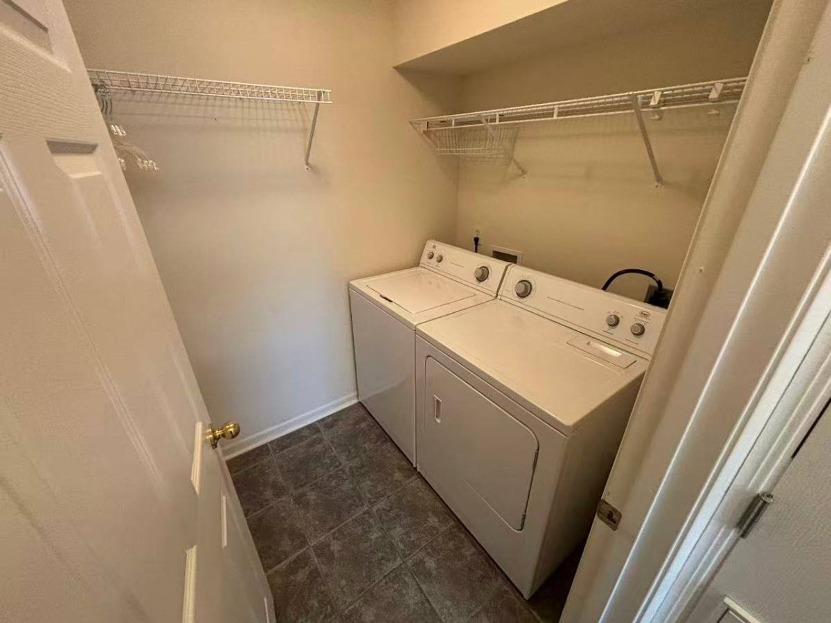 Apartment for rent at 211 Greenbriar Dr, Houma, LA 70364