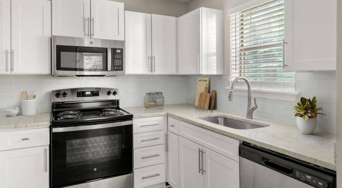 Apartment for rent at Arium Glenridge Luxury Apartment Homes, 5501 Glenridge Dr, Atlanta, GA 30342